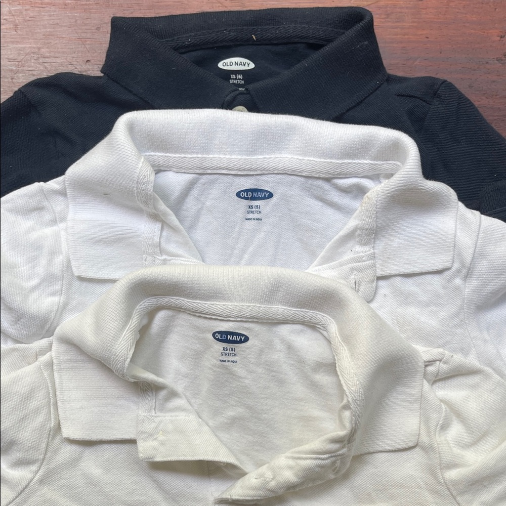 Set of 3 boys xs (5) Old Navy Navy and White Polo T Shirts